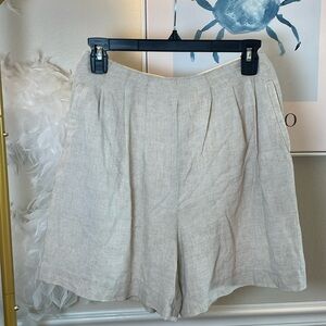 The Limited Women’s Linen Blend Shorts